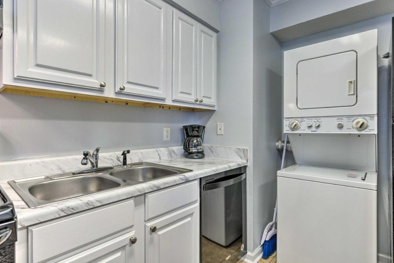 Downtown Gulf Shores Condo - 1 Block To Beach! 外观 照片